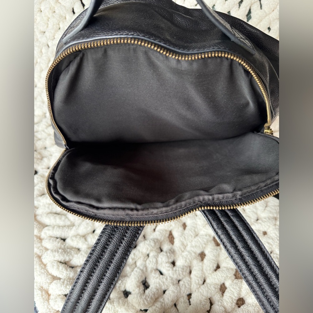 Fossil Sherri Leather Backpack. EUC!! - Picture 9 of 15
